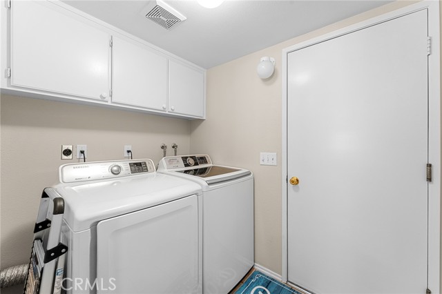 1173 Fairway Oaks Avenue, Banning CA: https://media.crmls.org/medias/675a9818-358a-40a9-9715-7811f88dfb19.jpg