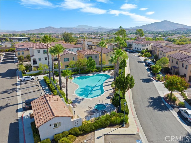 35334 Marabella Court, Winchester CA: https://media.crmls.org/medias/675b64f9-21a0-437b-8094-0b9bd2a247b8.jpg