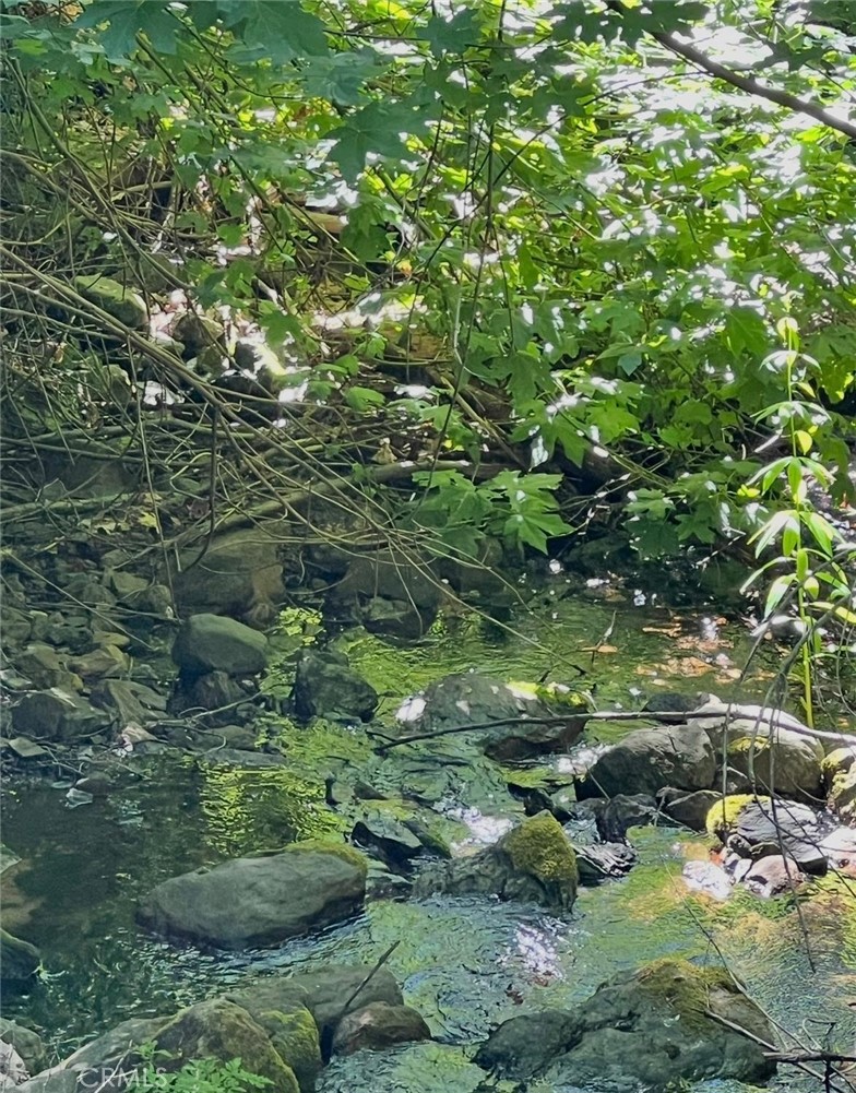 https://media.crmls.org/medias/675c34dd-467e-4dd0-9189-967b8eefc59e.jpg?preset=X-Large