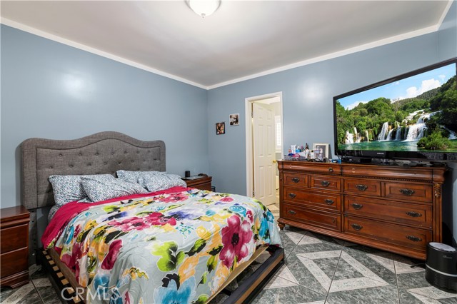 Detail Gallery Image 24 of 45 For 17174 Los Alimos, Granada Hills,  CA 91344 - 4 Beds | 3 Baths