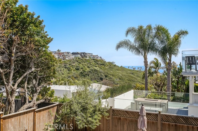 Detail Gallery Image 28 of 33 For 1080 Noria St, Laguna Beach,  CA 92651 - 3 Beds | 2 Baths