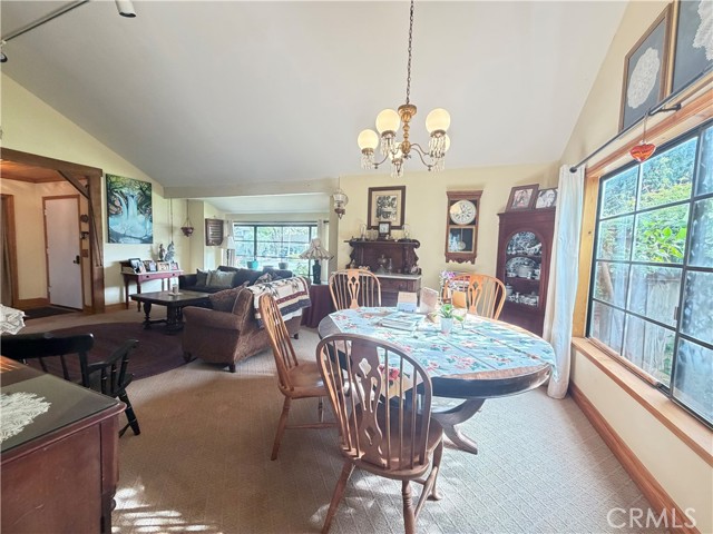 Detail Gallery Image 19 of 44 For 377 Oldstone Ct, Simi Valley,  CA 93065 - 4 Beds | 2 Baths