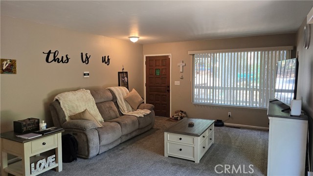 6286 Columbine Road, Magalia CA: https://media.crmls.org/medias/675d39dc-ca62-415b-8ff5-3fb0ff16b35c.jpg