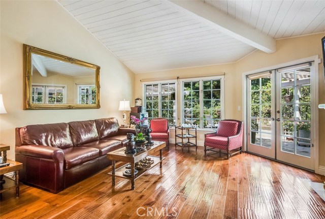 32 Malaga Place, Manhattan Beach, California 90266, 2 Bedrooms Bedrooms, ,1 BathroomBathrooms,Residential,Sold,Malaga,SB17034597