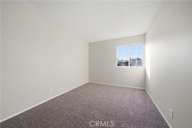 Detail Gallery Image 27 of 38 For 3621 Apollo, Palmdale,  CA 93550 - 3 Beds | 2/1 Baths