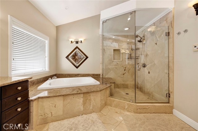 18930 Wells Drive, Tarzana CA: https://media.crmls.org/medias/675e01cd-6129-4fbf-978c-b58366720dab.jpg