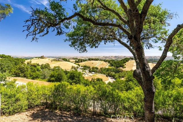 Detail Gallery Image 33 of 57 For 12355 Santa Ana, Atascadero,  CA 93422 - 4 Beds | 3/1 Baths