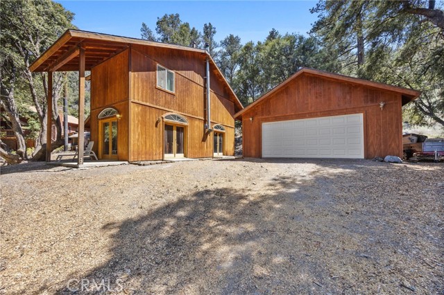 Detail Gallery Image 2 of 43 For 2520 Basel Ct, –,  CA 93222 - 2 Beds | 2 Baths