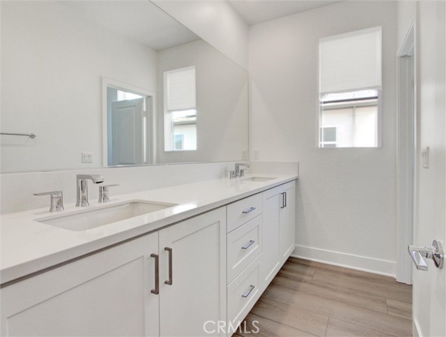 230 Sora, Irvine CA: https://media.crmls.org/medias/675f178f-25b5-4504-a6ac-f4e0f902829b.jpg