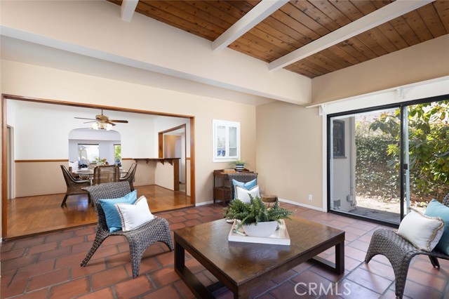 Detail Gallery Image 14 of 36 For 2305 N Flower St, Santa Ana,  CA 92706 - 3 Beds | 2 Baths