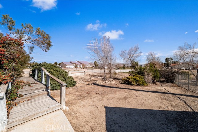 Detail Gallery Image 6 of 61 For 9925 Balsam, Hesperia,  CA 92345 - 3 Beds | 3 Baths