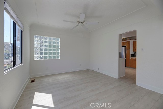 Detail Gallery Image 9 of 40 For 931 Manhattan Ave, Hermosa Beach,  CA 90254 - – Beds | – Baths