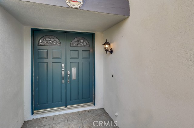Detail Gallery Image 5 of 75 For 7030 Seawind Drive, Long Beach,  CA 90803 - 4 Beds | 3 Baths