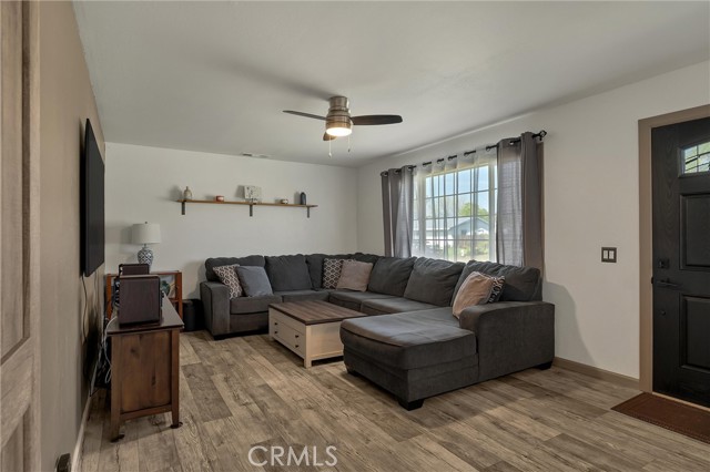 Detail Gallery Image 5 of 33 For 2575 Forestview Dr, Oroville,  CA 95966 - 2 Beds | 1 Baths