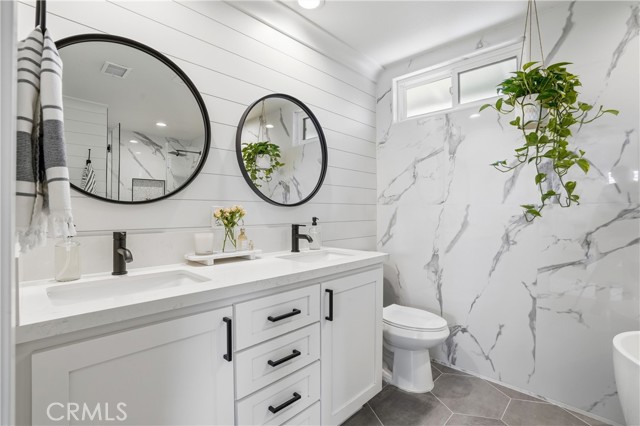 Image 30 of 43 For 20082 Gothic Circle