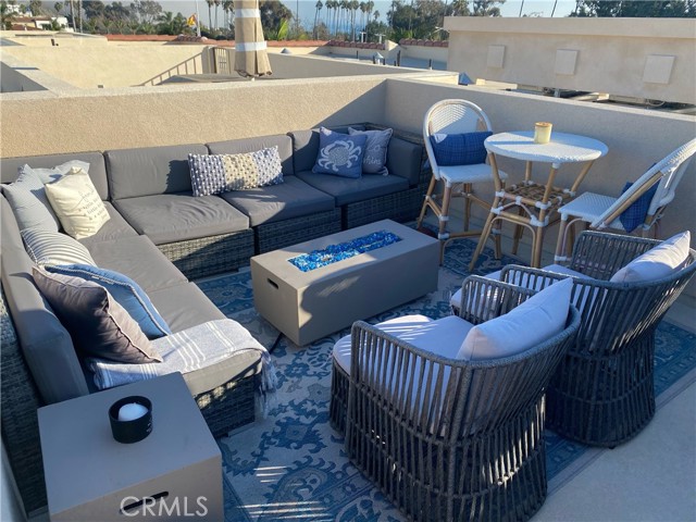 Roof top deck with peek a boo and white water views