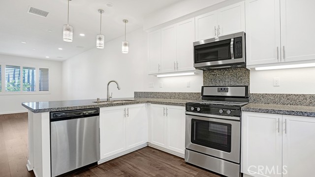 Detail Gallery Image 9 of 27 For 21411 Dahlia Ct, Trabuco Canyon,  CA 92679 - 2 Beds | 2/1 Baths