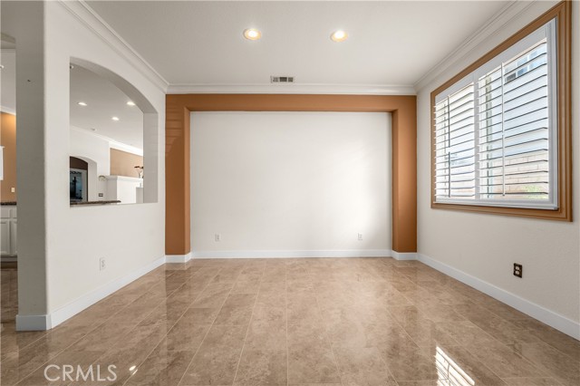 Image 6 of 30 For 960 Hemingway Drive