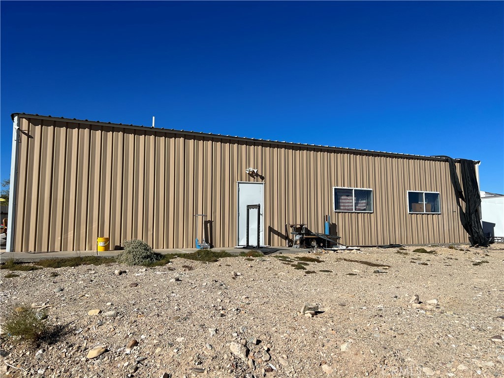 33 Zoe Lane, Needles, CA 92363
