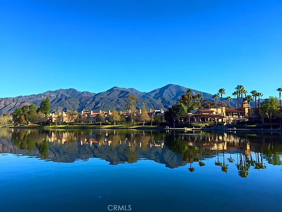 MLS #OC25266637 image #34