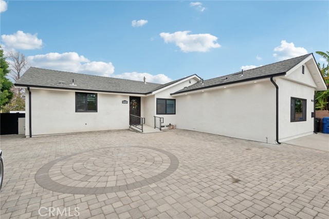 Detail Gallery Image 1 of 31 For 16425 Tulsa St, Granada Hills,  CA 91344 - 5 Beds | 3/1 Baths