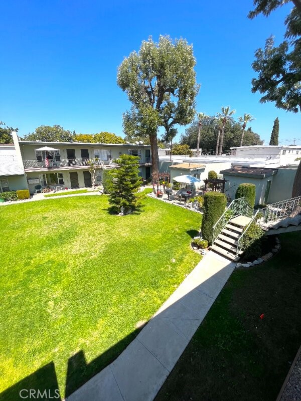 Front Image Thumbnail for CRSR26069265