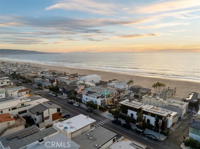 506 Manhattan Avenue, Manhattan Beach, California 90266, 3 Bedrooms Bedrooms, ,2 BathroomsBathrooms,Residential,For Sale,Manhattan,SB25004516