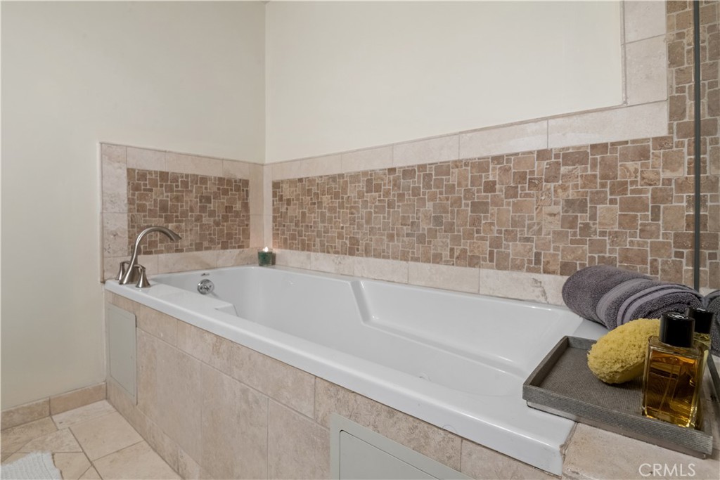 MLS #SR25246946 image #26