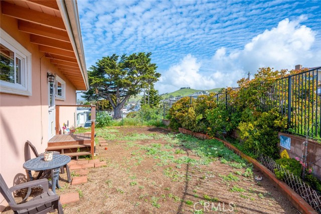 Detail Gallery Image 27 of 39 For 399 Hill Street, Morro Bay,  CA 93442 - 3 Beds | 2 Baths