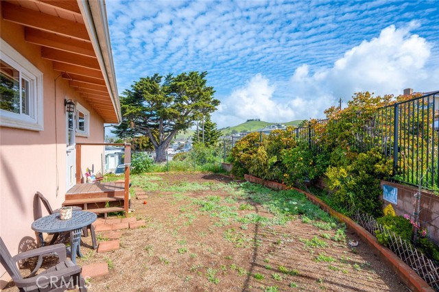 Detail Gallery Image 27 of 39 For 399 Hill Street, Morro Bay,  CA 93442 - 3 Beds | 2 Baths