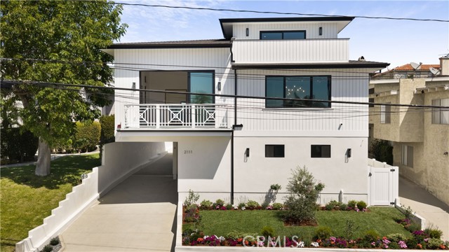 2111 Clark, Redondo Beach, California 90278, 4 Bedrooms Bedrooms, ,5 BathroomsBathrooms,Residential,For Sale,Clark,SB26059120 2111 Clark, Redondo Beach, California 90278, 4 Bedrooms Bedrooms, ,5 BathroomsBathrooms,Residential,For Sale,Clark,SB26059120