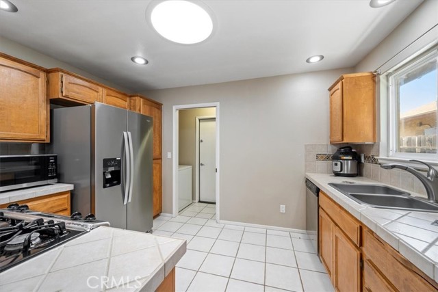 Detail Gallery Image 8 of 22 For 130 E Vintage St, Nipomo,  CA 93444 - 3 Beds | 2 Baths