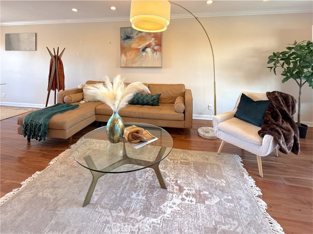 2662 E 2nd Street, Long Beach CA: https://media.crmls.org/medias/67698426-8faa-437a-a4b4-32365284496c.jpg