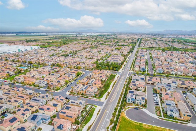 Detail Gallery Image 2 of 4 For 7599 Botany, Chino,  CA 91708 - 4 Beds | 3 Baths