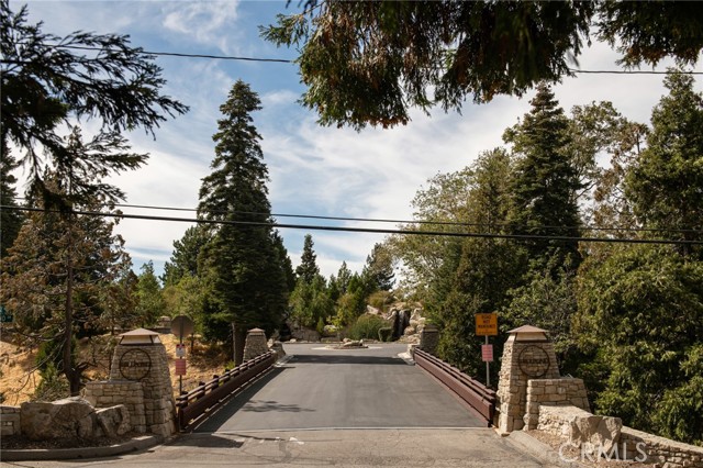 Detail Gallery Image 36 of 47 For 292 Ponderosa Peak Rd, Lake Arrowhead,  CA 92352 - 4 Beds | 4/1 Baths