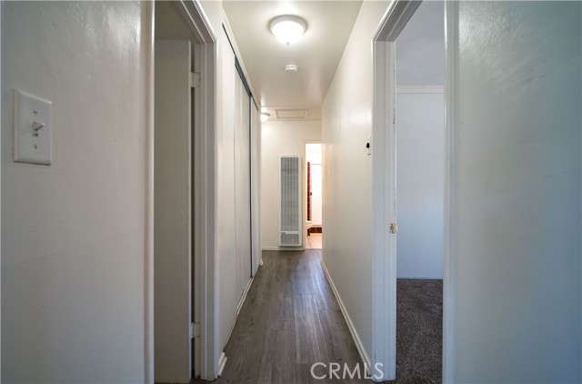 Detail Gallery Image 14 of 30 For 16176 Del Rey Ct, Victorville,  CA 92395 - 4 Beds | 2 Baths