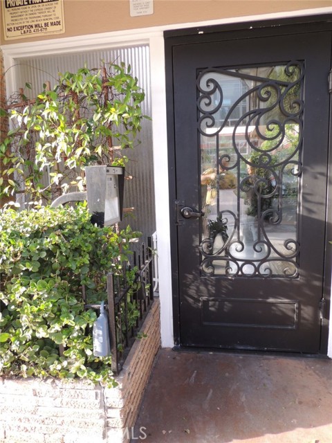 Detail Gallery Image 3 of 26 For 819 E 4th #1,  Long Beach,  CA 90802 - 1 Beds | 1 Baths