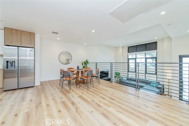 Detail Gallery Image 10 of 27 For 505 N Santa Anita #B,  Arcadia,  CA 91006 - 3 Beds | 3 Baths