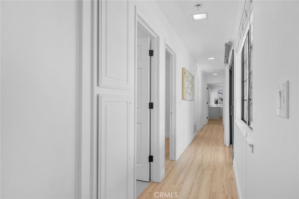 https://media.crmls.org/medias/676da430-6294-4fe7-b771-7b46a8295197.jpg?preset=X-Large