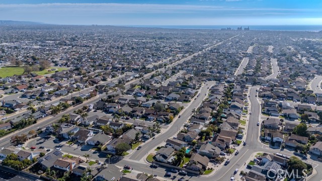 Detail Gallery Image 52 of 55 For 19542 Drybrook Ln., Huntington Beach,  CA 92646 - 4 Beds | 2/1 Baths