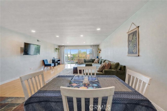 Detail Gallery Image 7 of 26 For 3695 Linden 9c,  Long Beach,  CA 90807 - 3 Beds | 2 Baths