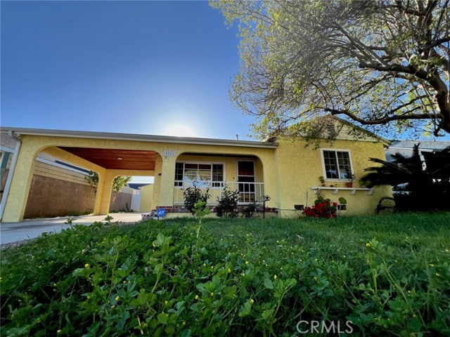 Detail Gallery Image 1 of 1 For 1811 N Avon St, Burbank,  CA 91505 - 3 Beds | 2 Baths