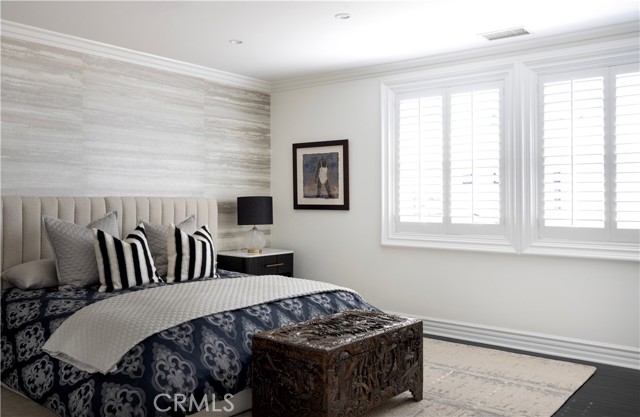 2681 Crestview Drive, Newport Beach CA: https://media.crmls.org/medias/676f14b4-ded6-407f-aa21-e22bf6599f53.jpg