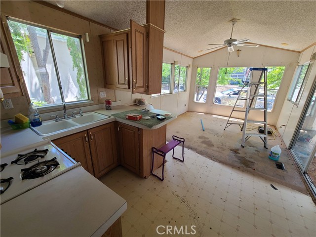 Detail Gallery Image 6 of 20 For 26734 Peach #112,  Perris,  CA 92570 - 1 Beds | 1 Baths