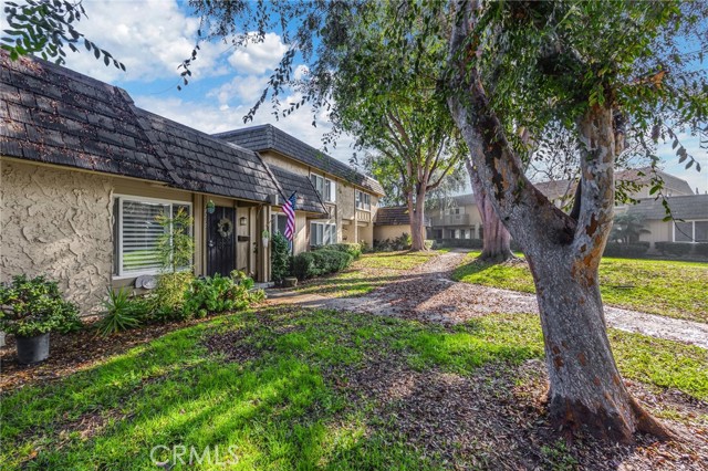 Detail Gallery Image 22 of 28 For 18215 Olympic Ct, Fountain Valley,  CA 92708 - 2 Beds | 2 Baths