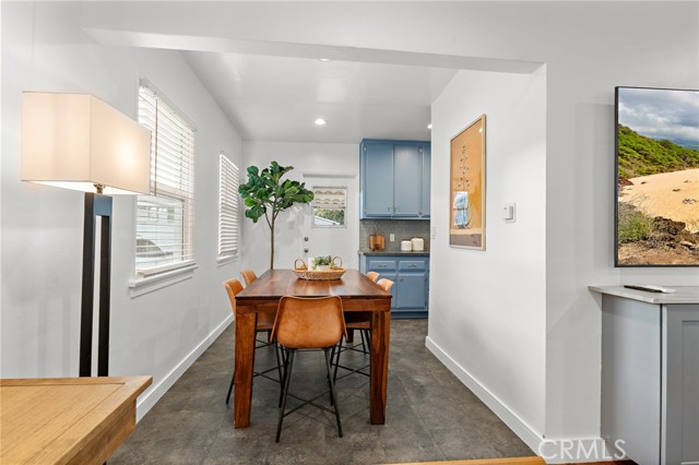 Detail Gallery Image 5 of 24 For 5027 W 135th, Hawthorne,  CA 90250 - 3 Beds | 2 Baths