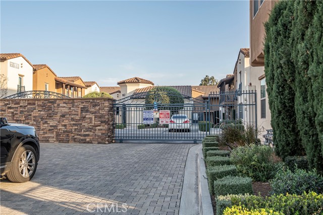 Detail Gallery Image 25 of 25 For 9834 Jersey #10,  Santa Fe Springs,  CA 90670 - 3 Beds | 3 Baths