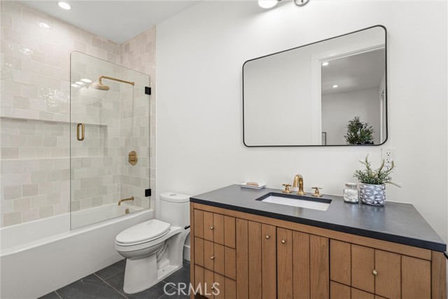 Detail Gallery Image 41 of 51 For 5258 Lemona Ave, Sherman Oaks,  CA 91411 - 4 Beds | 5 Baths
