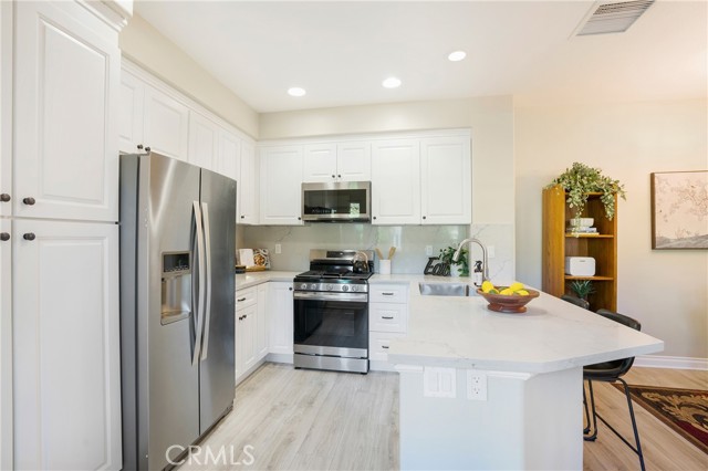 Detail Gallery Image 12 of 51 For 1211 S Country Glen Way, Anaheim,  CA 92808 - 2 Beds | 2 Baths