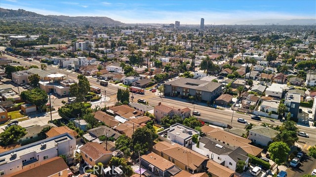 Detail Gallery Image 31 of 34 For 2820 S La Brea Ave, Los Angeles,  CA 90016 - 3 Beds | 2 Baths